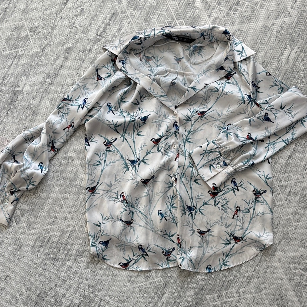Zara White Bird Print Button Down Shirt